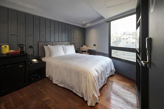 Reddot Hotel Тайчжун Экстерьер фото