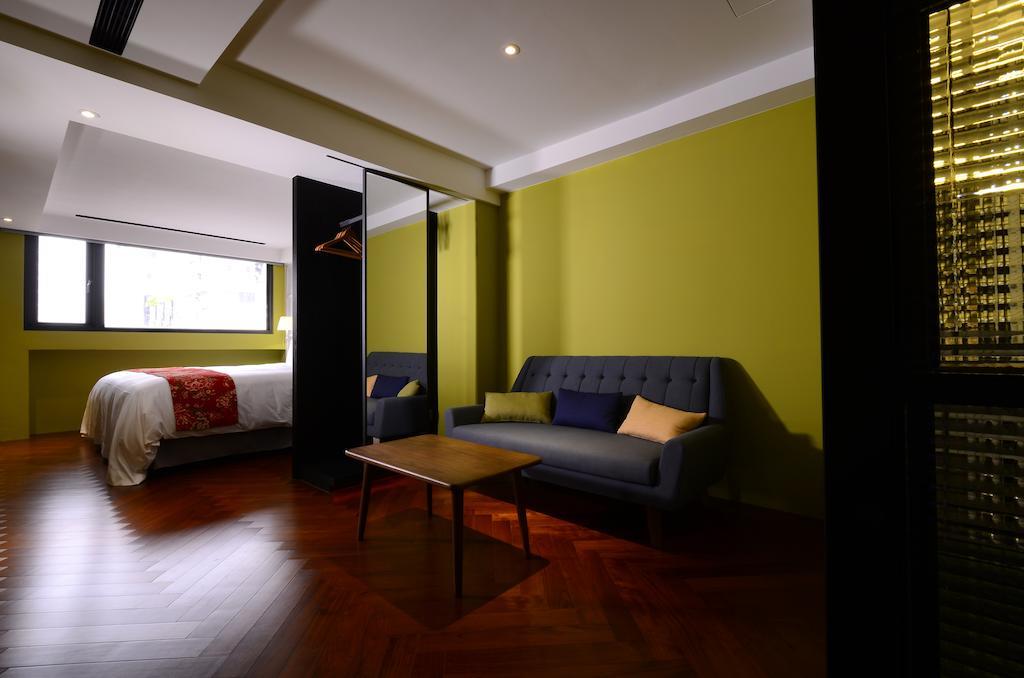 Reddot Hotel Тайчжун Экстерьер фото